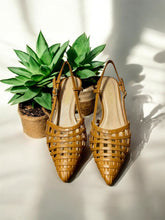 PATI LANTIERI SANDÁLIA SALTO MÉDIO FINO