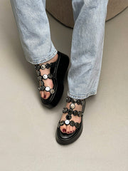 Flatform Romana Medalhas Preta