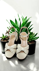 PATI LANTIERI SANDÁLIA SALTO BLOCO MÉDIO