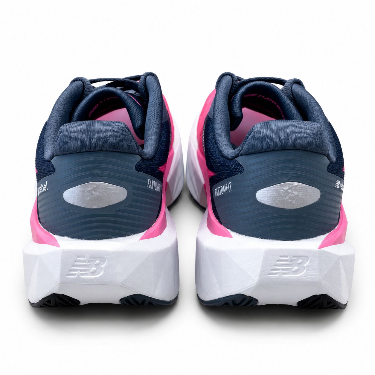 NEW BALANCE FUELCELL REBEL V5