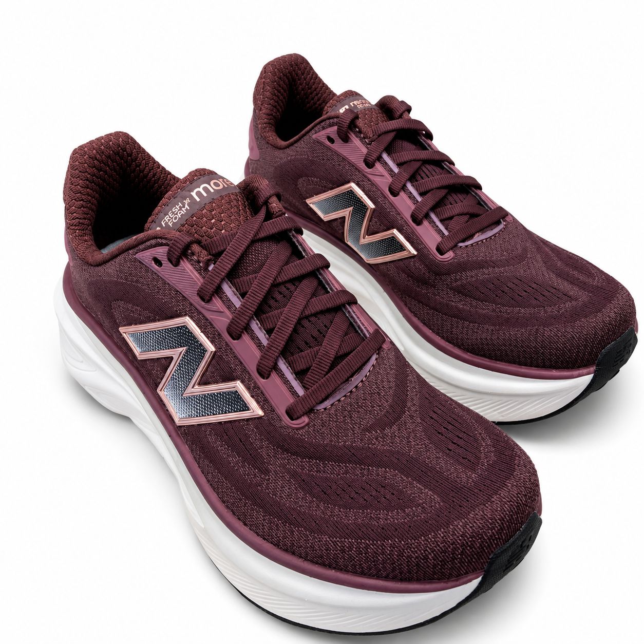 NEW BALANCE MORE V6