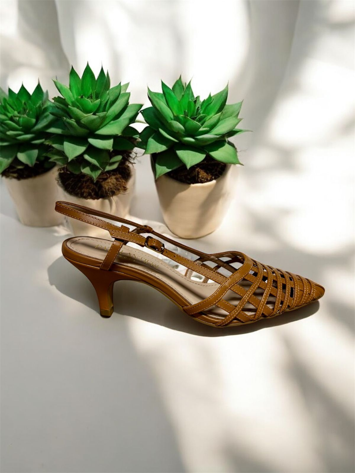 PATI LANTIERI SANDÁLIA SALTO MÉDIO FINO