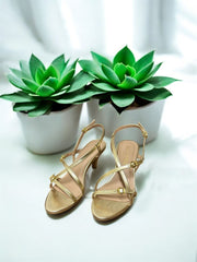 PATI LANTIERI SANDÁLIA SALTO FINO MÉDIO