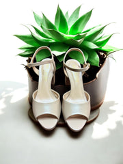 PATI LANTIERI SANDÁLIA SALTO BLOCO MÉDIO