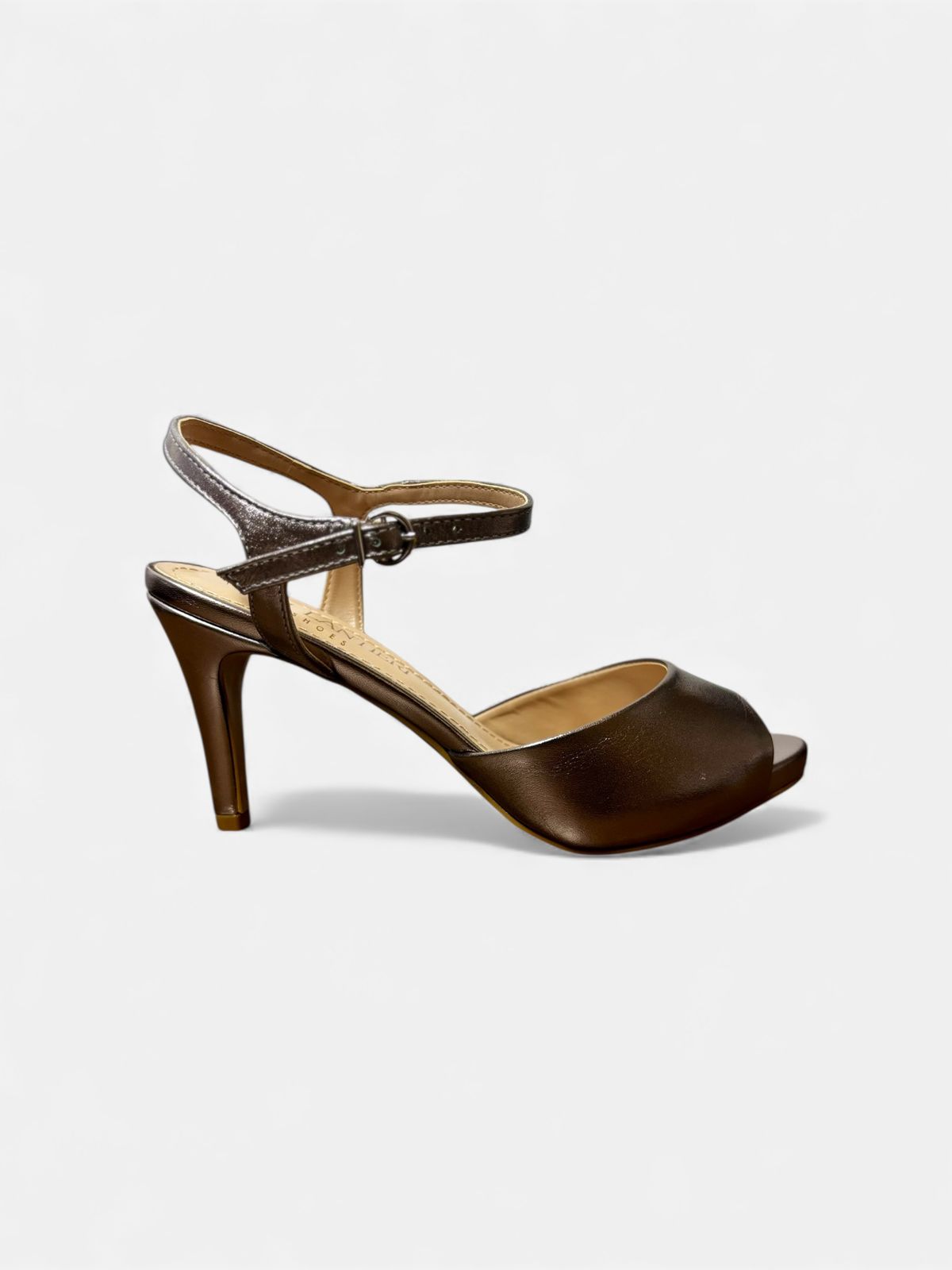 PATI LANTIERI SANDÁLIA SALTO FINO MÉDIO