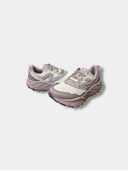 NEW BALANCE TENIS HIERRO V9